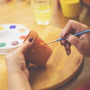 Blumentopf-bemalen-Workshop-TONAS